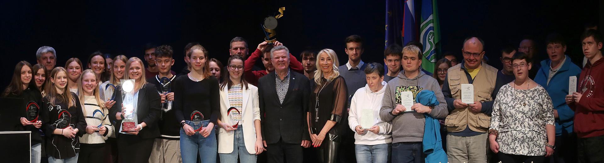 Čestitke športnicam in športnikom!
