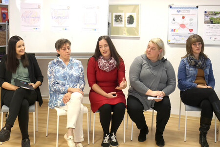 VEČGENERACIJSKI CENTER CERKNICA NOVINARSKA KONFERENCA 03 FOTO LJUBO VUKELIČ