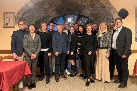 Župani-vodilnih-obcin-v-destinacijah-in-predstavniki-turisticnih-organizacij-na-delovnem-srecanju-v…