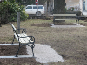  UREDITEV PARKA TRG PADLIH BORCEV, 2012